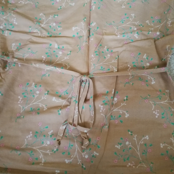 UA women's scrub top - Picture 6 of 6